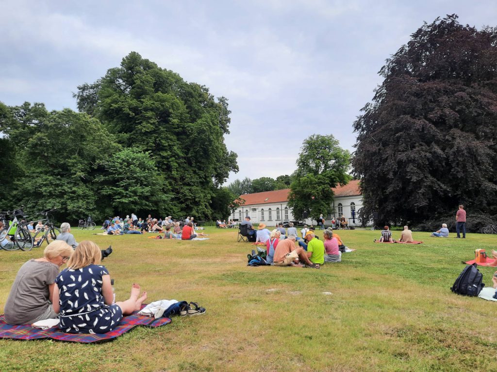 Erleben Sie das Musik im Schlosspark Putbus auf Rügen