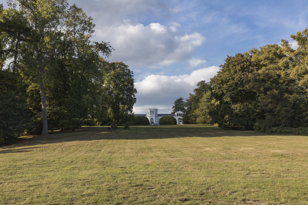 Schlosspark Blickrichtung Orangerie